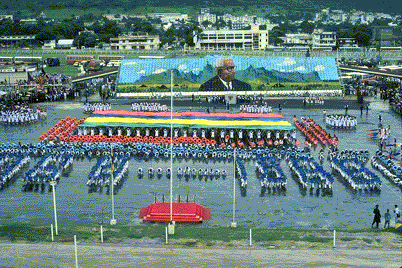 Independance.gif (57550 octets)